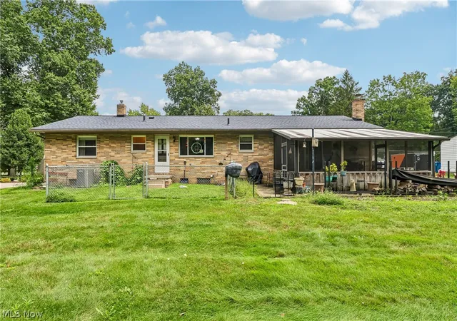 Photo 3 of Single family home for sale at 4908 Encino Dr, New Franklin, OH 44319 | MLS# 5235211 | Listing updated on 2026-08-29