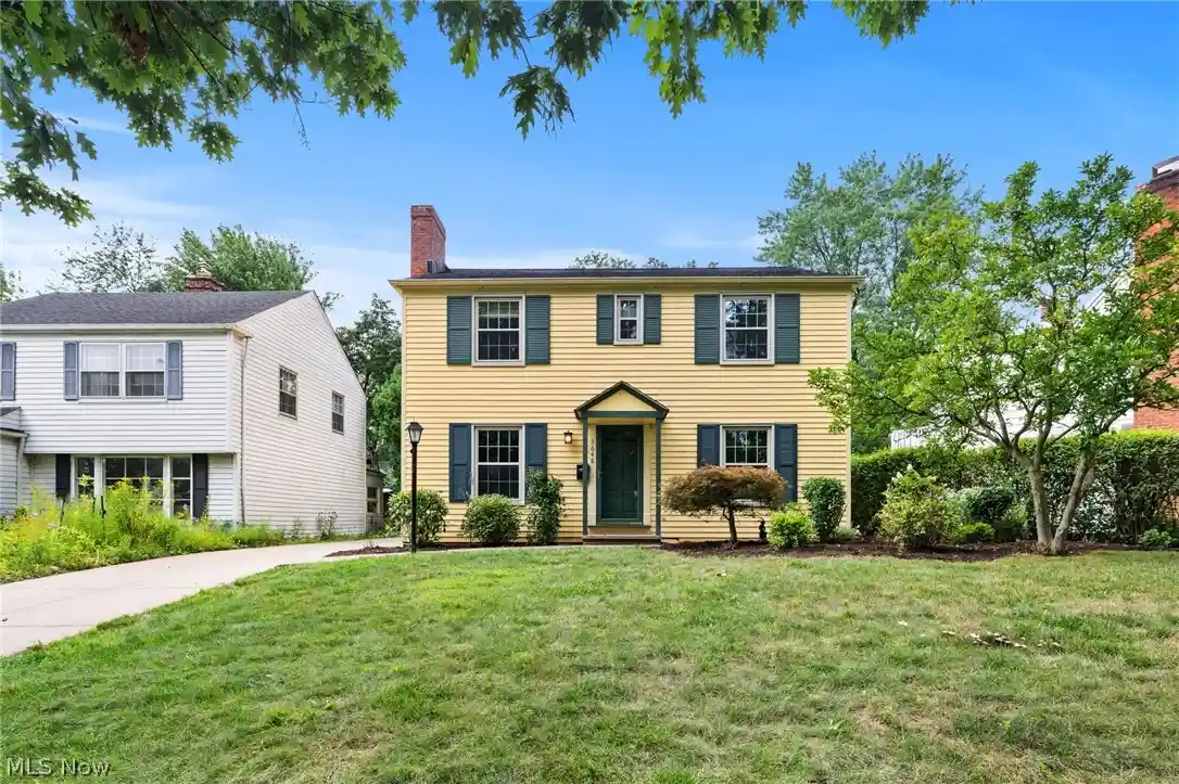 Photo 1 of Sale Pending at 3648 Norwood Rd, Shaker Heights, OH 44122 | MLS# 5231554 | Listing updated on 2026-10-19