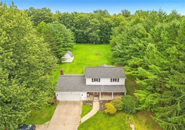 Photo 38 of Single family home for sale at 679 S Lake St, South Amherst, OH 44001 | MLS# 5236281 | Listing updated on 2026-08-14