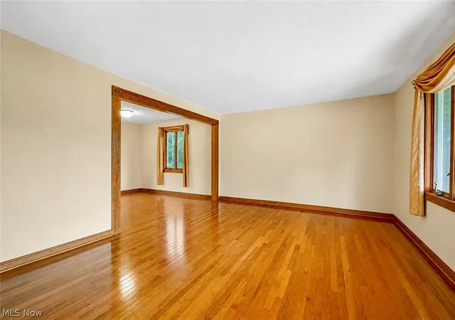 Photo 3 of Single family home for sale at 679 S Lake St, South Amherst, OH 44001 | MLS# 5236281 | Listing updated on 2026-08-14