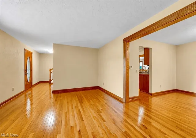 Photo 4 of Single family home for sale at 679 S Lake St, South Amherst, OH 44001 | MLS# 5236281 | Listing updated on 2026-08-14