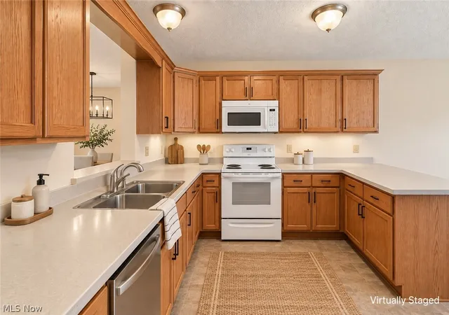 Photo 3 of Single family home for sale at 3841 Fennway Blvd, Medina, OH 44256 | MLS# 5236646 | Listing updated on 2026-09-28