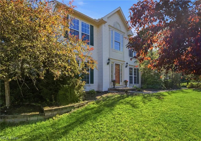 Photo 4 of Sale Pending at 4120 Timber Trl, Medina, OH 44256 | MLS# 5235618 | Listing updated on 2026-08-17