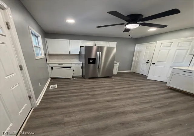 Listing Photo 5 - Condo for sale in building located at 3107 Seymour Ave, Cleveland, OH 44113