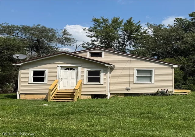 Photo 1 of Single family home for sale at 4966 Collins Dr, Newton Falls, OH 44444 | MLS# 5236768 | Listing updated on 2026-09-20