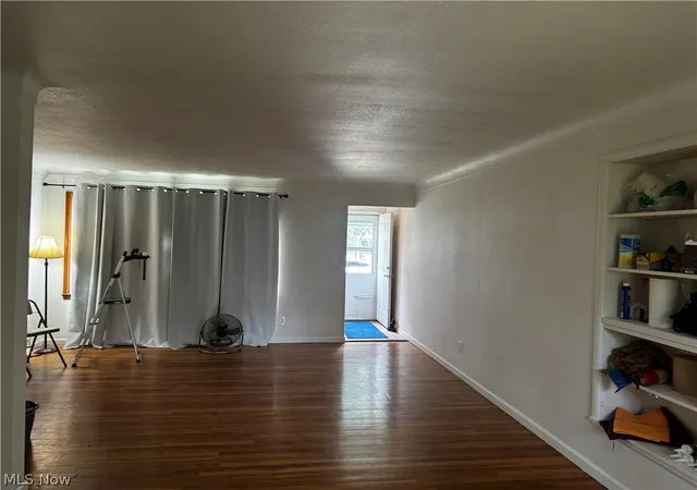 Photo 4 of Sale Pending at 30107 Thomas St, Willowick, OH 44095 | MLS# 5236831 | Listing updated on 2026-10-06