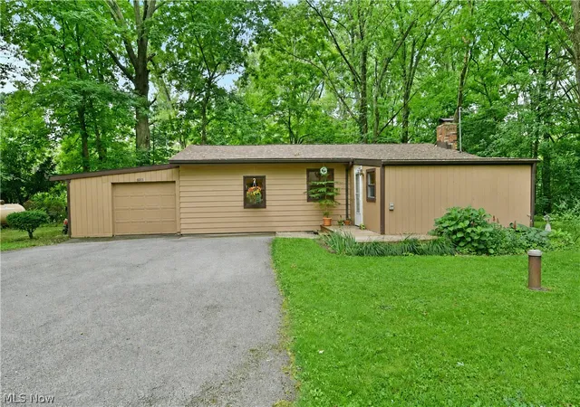 Photo 1 of Single family home for sale at 6011 State Route 46 D Dr, Cortland, OH 44410 | MLS# 5236136 | Listing updated on 2026-09-30