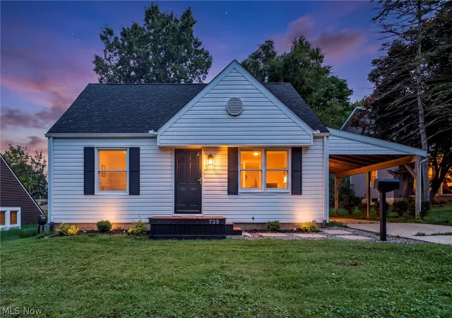 Photo 2 of Sale Pending at 735 Cuyahoga St, Kent, OH 44240 | MLS# 5236793 | Listing updated on 2026-09-01