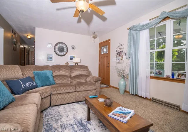 Photo 3 of Single family home for sale at 50925 Windy Hl Rd, Jacobsburg, OH 43933 | MLS# 5236781 | Listing updated on 2026-08-28