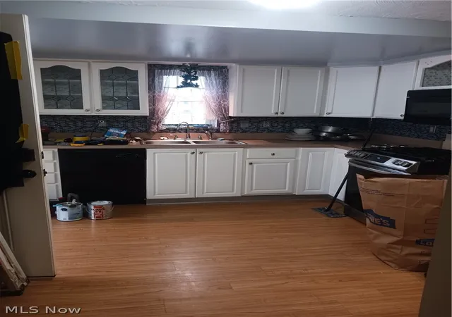 Listing Photo 4 - Condo for sale in building located at 17 W Wilson Ave, Girard, OH 44420