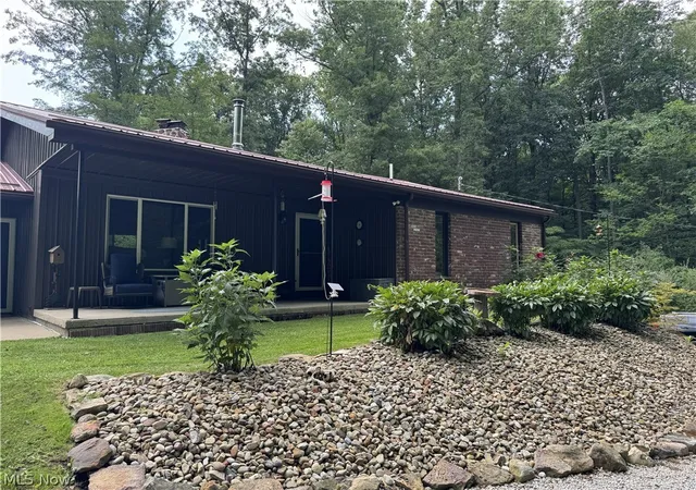 Photo 3 of Single family home for sale at 6779 N Park Ave, Bristolville, OH 44402 | MLS# 5236879 | Listing updated on 2026-08-15