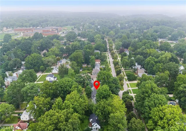 Photo 3 of Sale Pending at 304 Castle Blvd, Akron, OH 44313 | MLS# 5236888 | Listing updated on 2026-08-21