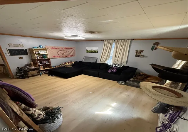 Photo 3 of Single family home for sale at 625 Henry St, Cambridge, OH 43725 | MLS# 5236938 | Listing updated on 2026-08-16