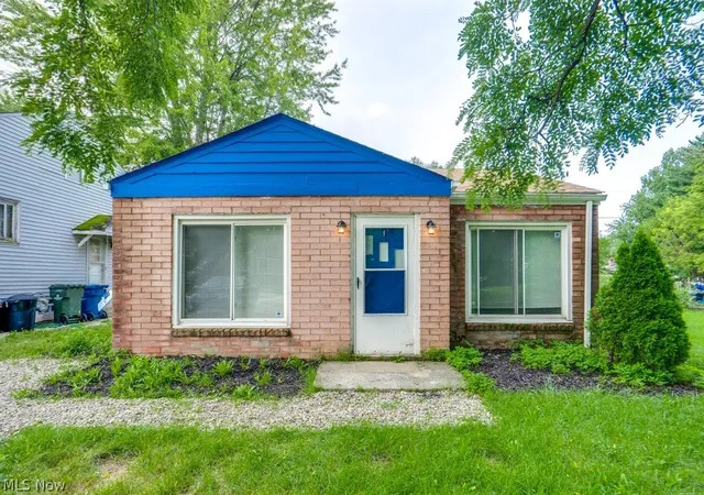 Photo 1 of Single family home for sale at 396 Niagara Rd, Vermilion, OH 44089 | MLS# 5236992 | Listing updated on 2026-08-27