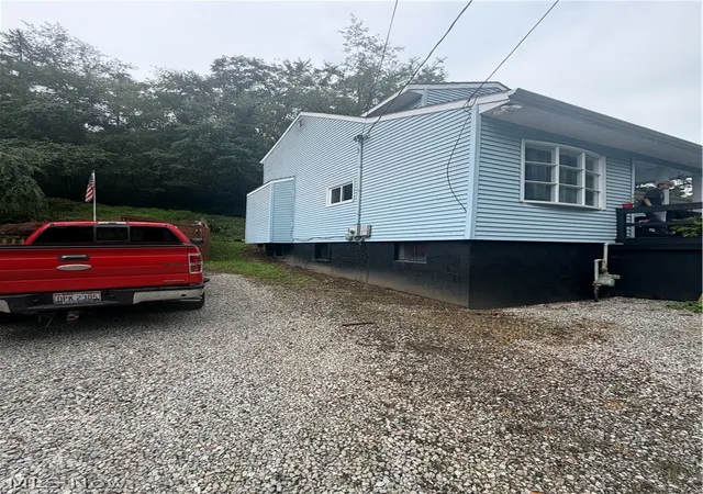 Photo 2 of Single family home for sale at 51 Overbrook Dr, Bridgeport, OH 43912 | MLS# 5236995 | Listing updated on 2026-08-17