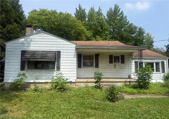 Photo 1 of Sale Pending at 4976 Argonne Dr, Youngstown, OH 44515 | MLS# 5236997 | Listing updated on 2026-08-17