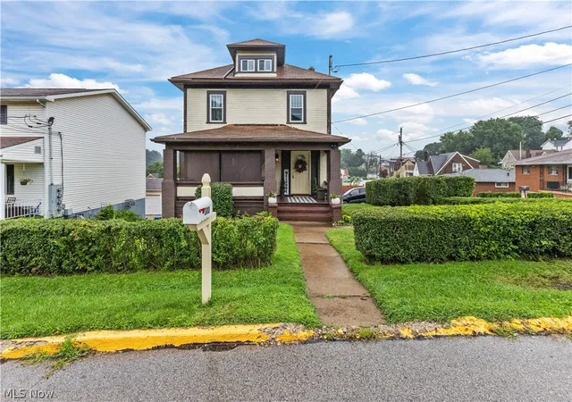 Photo 1 of Single family home for sale at 300 N 10th Street, Weirton, WV 26062 | MLS# 5236776 | Listing updated on 2026-09-01