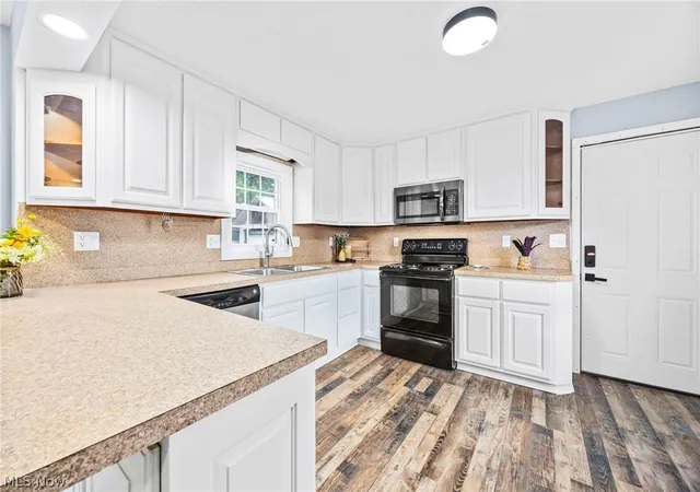 Photo 4 of Single family home for sale at 410 E 9th Street, Ashland, OH 44805 | MLS# 5236980 | Listing updated on 2026-09-01