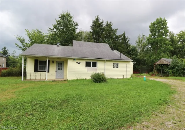 Photo 2 of Single family home for sale at 27305 Bagley Rd, Olmsted Twp, OH 44138 | MLS# 5237026 | Listing updated on 2026-10-06