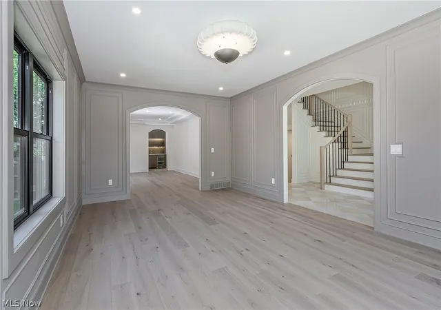 Photo 4 of Single family home for sale at 2613 Brentwood Rd, Beachwood, OH 44122 | MLS# 5233299 | Listing updated on 2026-08-17