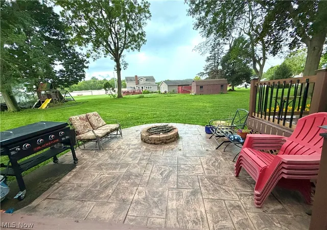 Photo 3 of Single family home for sale at 1282 Independence Cir Se, New Philadelphia, OH 44663 | MLS# 5237081 | Listing updated on 2026-08-31