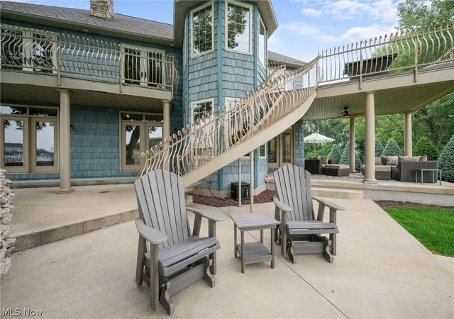 Photo 3 of Sale Pending at 3646 S Confederate Dr, Lakeside Marblehead, OH 43440 | MLS# 5237110 | Listing updated on 2026-08-20