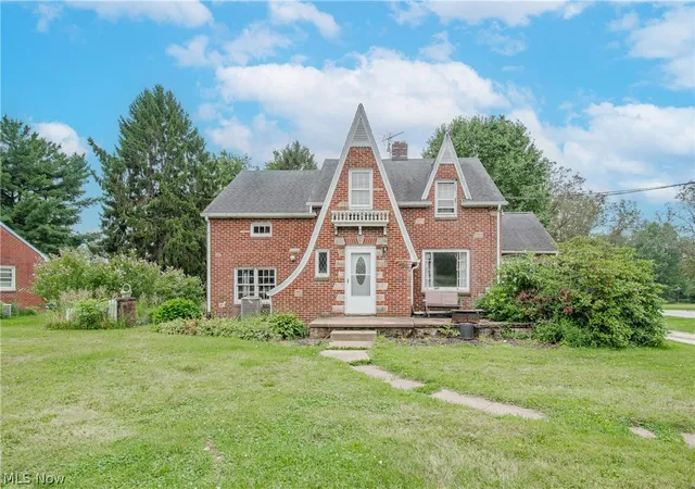 Photo 1 of Single family home for sale at 1410 Schneider St Ne, Canton, OH 44721 | MLS# 5235847 | Listing updated on 2026-08-31