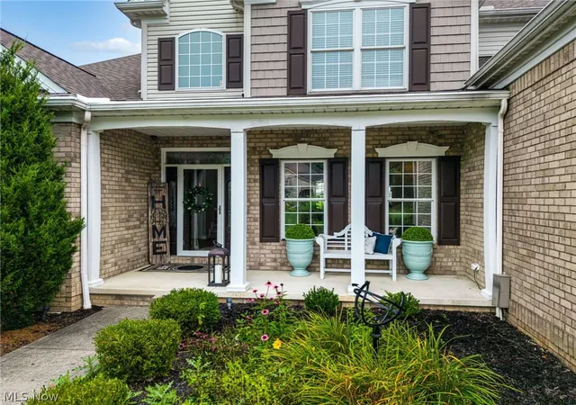 Photo 2 of Single family home for sale at 6427 Torington Dr, Medina, OH 44256 | MLS# 5237057 | Listing updated on 2026-08-26