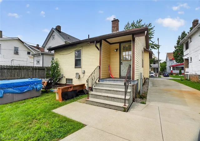 Photo 3 of Single family home for sale at 3401 W 94 Street, Cleveland, OH 44102 | MLS# 5237201 | Listing updated on 2026-08-27