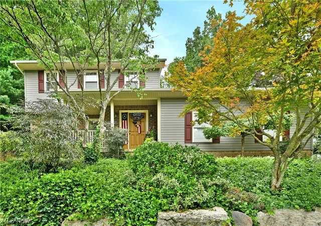 Photo 1 of Sale Pending at 541 Stoneybrook Ln, Canfield, OH 44406 | MLS# 5236556 | Listing updated on 2026-08-24