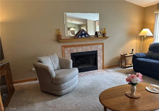 Listing Photo 2 - Condo for sale in building located at 840 W Park Ave, Hubbard, OH 44425