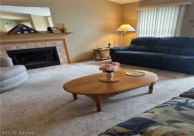Listing Photo 4 - Condo for sale in building located at 840 W Park Ave, Hubbard, OH 44425
