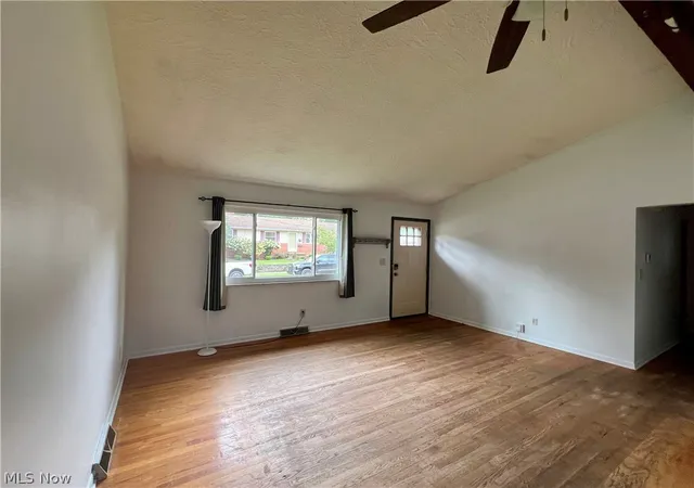 Photo 3 of Sale Pending at 1589 Bronson Rd, Akron, OH 44305 | MLS# 5237146 | Listing updated on 2026-09-01