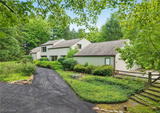Photo 1 of Single family home for sale at 13913 County Line Rd, Novelty, OH 44072 | MLS# 5236482 | Listing updated on 2026-08-20