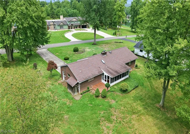 Photo 4 of Single family home for sale at 7166 Wildwood Dr, Brookfield, OH 44403 | MLS# 5230710 | Listing updated on 2026-09-25