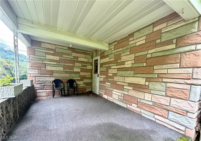 Photo 3 of Single family home for sale at 4166 Cross Crk Rd, Wellsburg, WV 26070 | MLS# 5236759 | Listing updated on 2026-08-17
