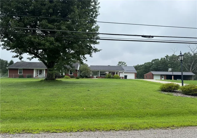 Photo 2 of Single family home for sale at 1015 Brackenridge Rd, Vincent, OH 45784 | MLS# 5237175 | Listing updated on 2026-08-27