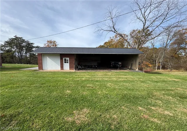 Photo 43 of Single family home for sale at 1015 Brackenridge Rd, Vincent, OH 45784 | MLS# 5237175 | Listing updated on 2026-08-27