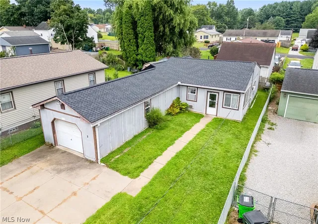 Photo 2 of Single family home for sale at 1276 Prospect St, Barberton, OH 44203 | MLS# 5237041 | Listing updated on 2026-08-27