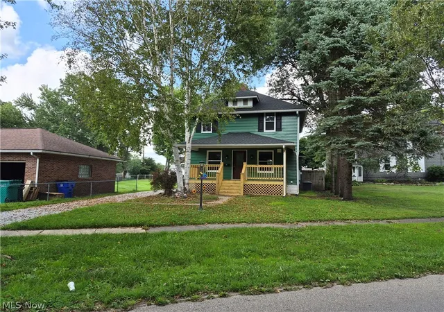 Photo 2 of Single family home for sale at 452 Mill Rd, Ravenna, OH 44266 | MLS# 5237069 | Listing updated on 2026-08-18