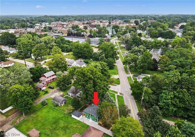Photo 3 of Single family home for sale at 452 Mill Rd, Ravenna, OH 44266 | MLS# 5237069 | Listing updated on 2026-08-18