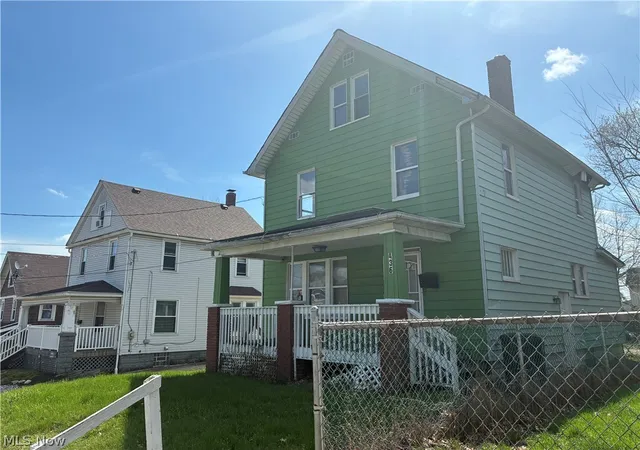 Photo 2 of Single family home for sale at 436 Lovisa St, Akron, OH 44311 | MLS# 5236119 | Listing updated on 2026-08-18