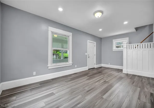 Photo 2 of Single family home for sale at 950 Haynes St, Akron, OH 44307 | MLS# 5237370 | Listing updated on 2026-08-28