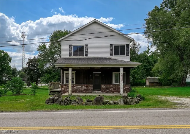 Photo 3 of Single family home for sale at 9408 Tallmadge Rd, Diamond, OH 44412 | MLS# 5237379 | Listing updated on 2026-09-17