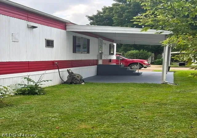 Photo 2 of Single family home for sale at 230 Windchaser Ln Se, New Philadelphia, OH 44663 | MLS# 5226295 | Listing updated on 2026-09-24