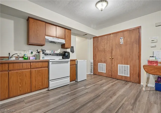 Photo 50 of Condo for sale at 1511 Whitehall Blvd, Kent, OH 44240 | MLS# 5234714 | Listing updated on 2026-08-19