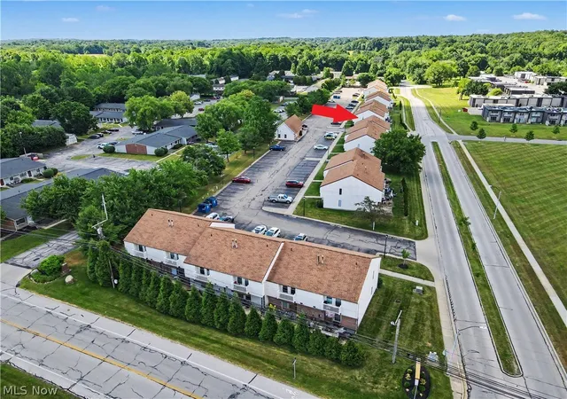 Photo 2 of Sale Pending at 1535 Whitehall Blvd, Kent, OH 44240 | MLS# 5234730 | Listing updated on 2026-08-19
