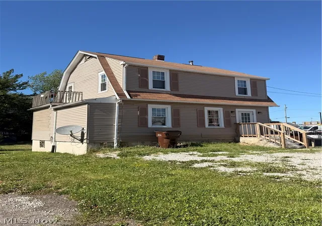 Photo 2 of Multi family home for sale at 933 Ashland Rd, Mansfield, OH 44905 | MLS# 5236385 | Listing updated on 2026-08-18