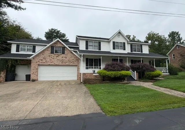 Photo 1 of Single family home for sale at 1621 Lakewood Cir, Washington, WV 26181 | MLS# 5237453 | Listing updated on 2026-08-31