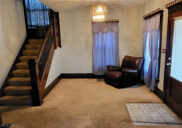 Photo 3 of Single family home for sale at 261 Harrison St, Elyria, OH 44035 | MLS# 5236739 | Listing updated on 2026-08-18